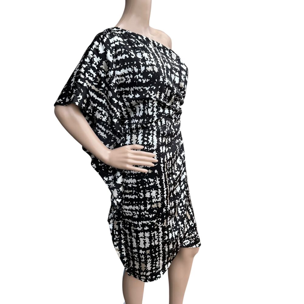 St. John Silk Stretch One Shoulder Ruched Dress 6